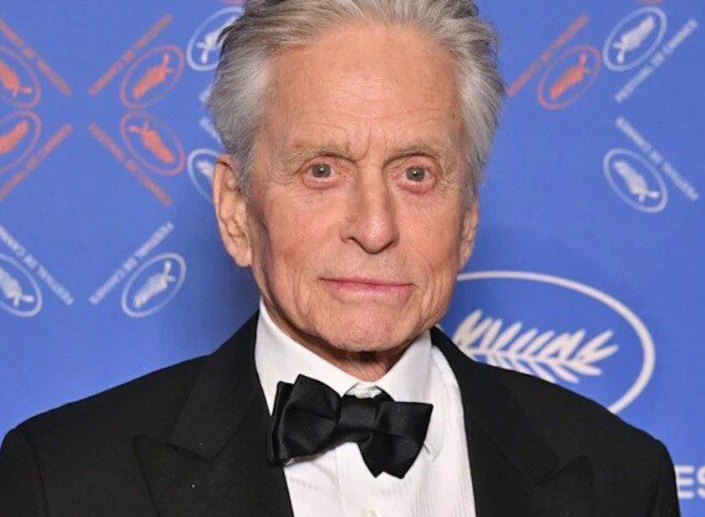 Catherine Zeta-Jones cant hold back her tears, He passed away today because!