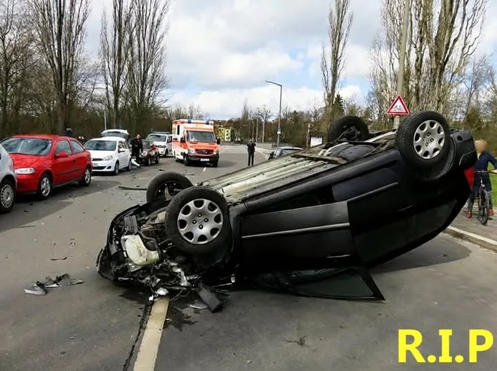 TOTAL DESTRUCTION AS SPEEDING BUS FLIPS AND ENDS NINETEEN LIVES IN SECONDS